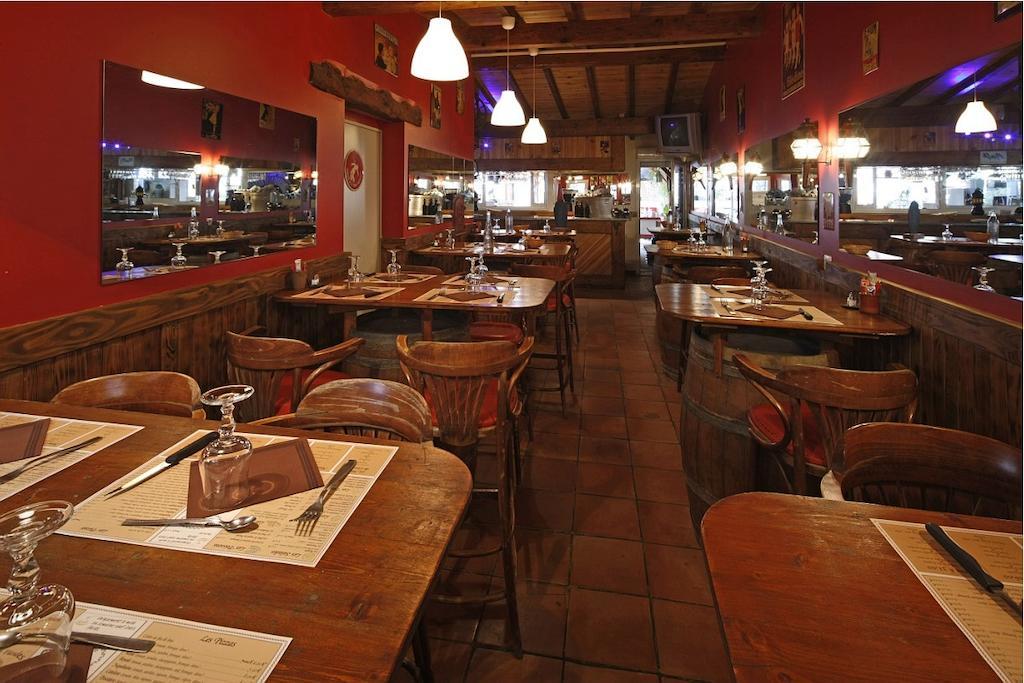 Hotel Restaurant Chez Pito Busque エクステリア 写真